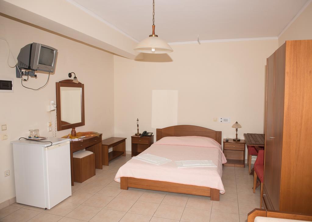 Aparthotel Morfoula Vatera Habitación foto