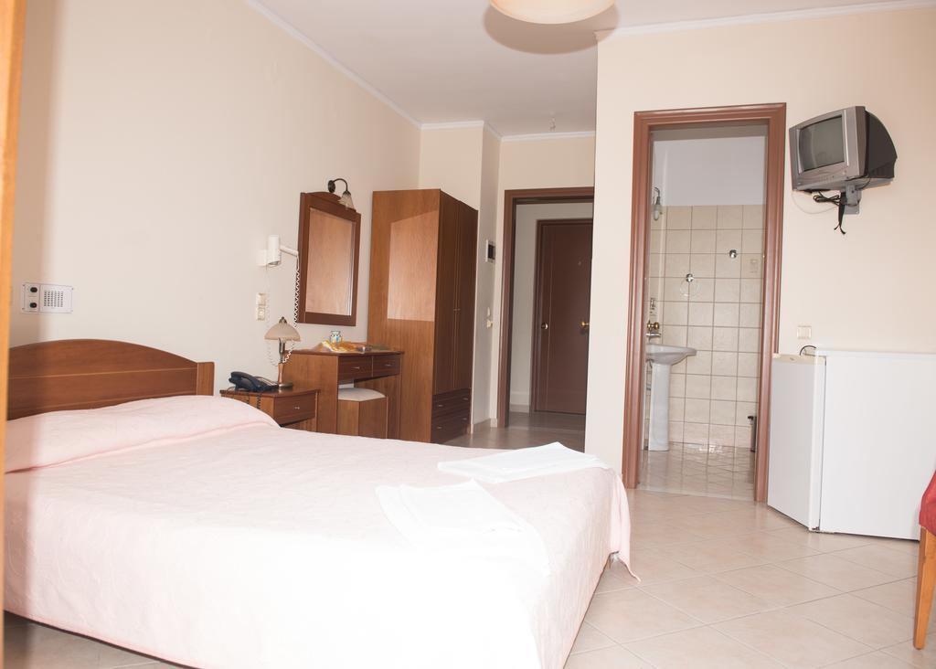 Aparthotel Morfoula Vatera Habitación foto